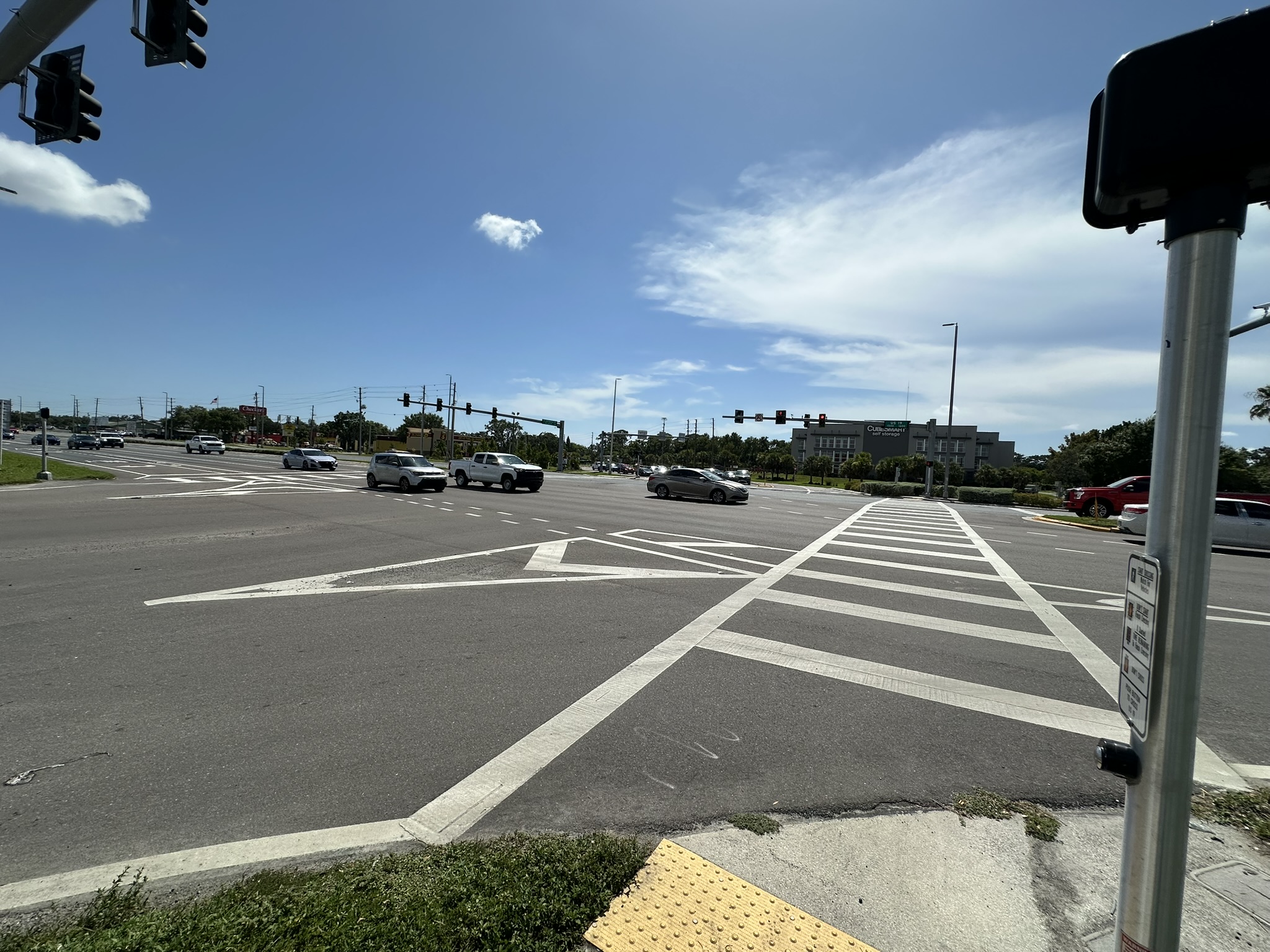 Large Intersection along US 19 